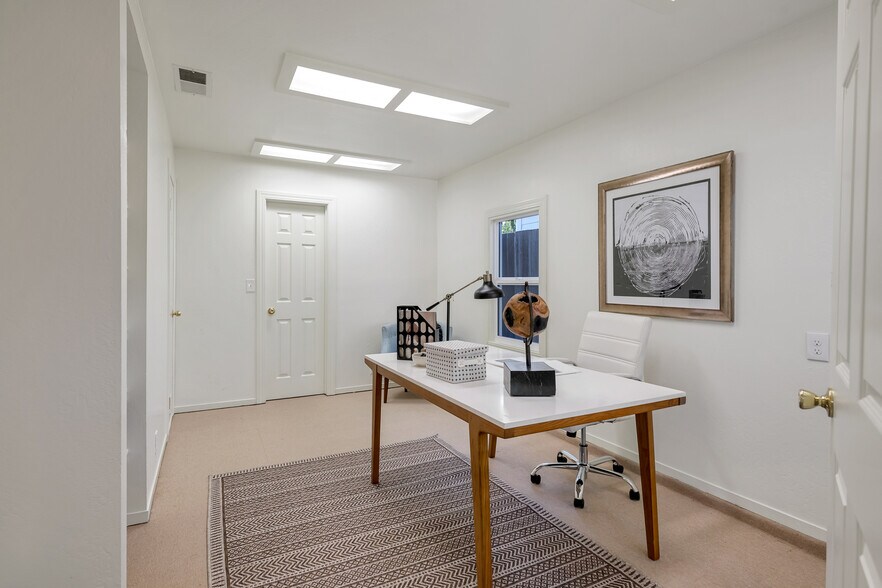More Photos Of 596 1st St W, Sonoma Office For Lease