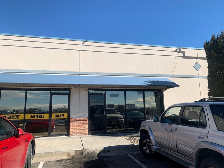 Primary Photo Of 362 Norfolk St, Aurora Flex For Lease