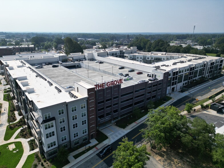 More Photos Of 2285 Wisteria Dr, Snellville Unknown For Lease