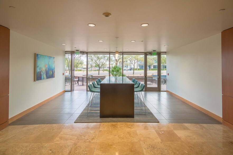 More Photos Of 4645 E Cotton Center Blvd, Phoenix Office For Sale