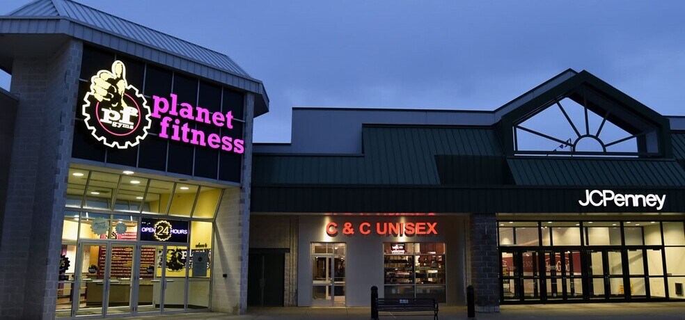 More Photos Of 3065 Route 50, Saratoga Springs General Retail For Lease
