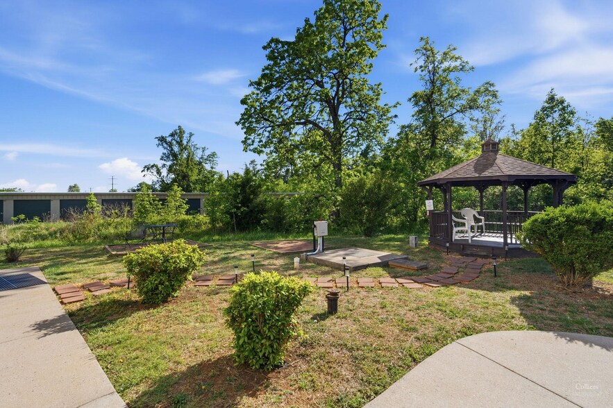 More Photos Of 334 Caroline St, Orange Hotel For Sale