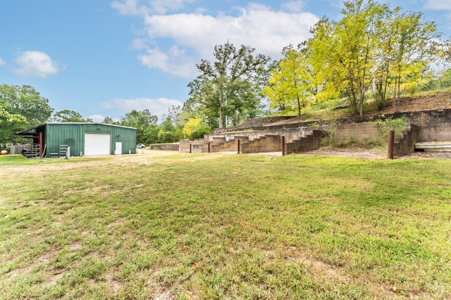 More Photos Of 160 Oldham Dr, Bella Vista Light Distribution For Sale