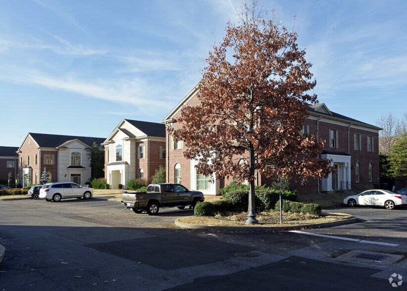 More Photos Of 3085 Fountainside Dr, Germantown Medical For Lease