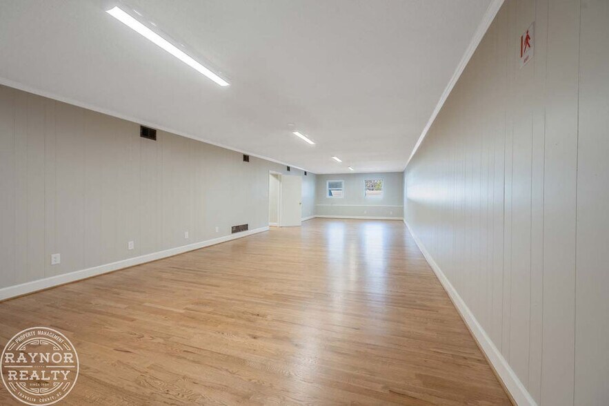 More Photos Of 608-620 Bickett Blvd, Louisburg Storefront For Lease
