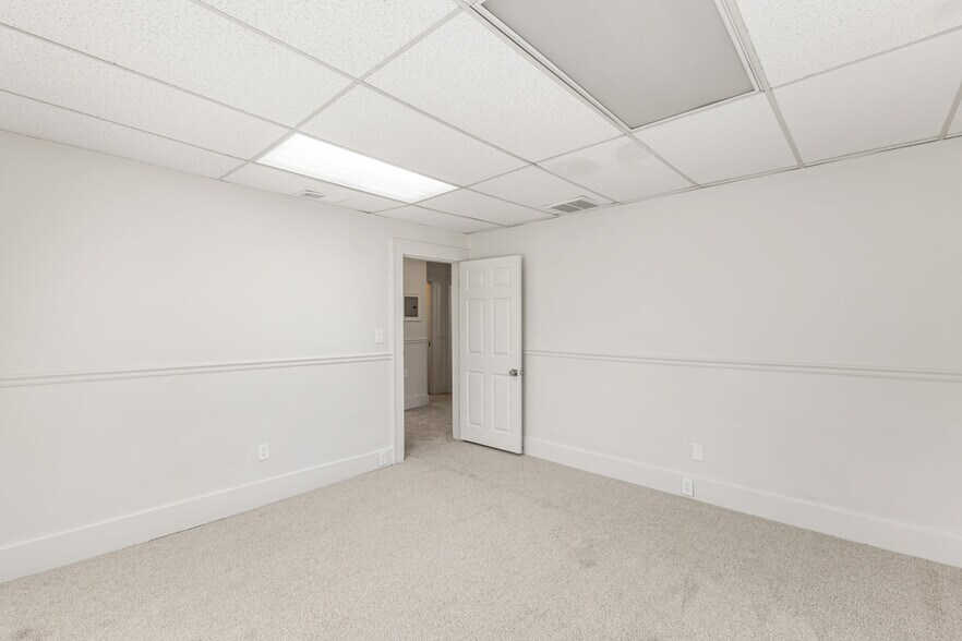 More Photos Of 138 E Gore St, Orlando Medical For Sale