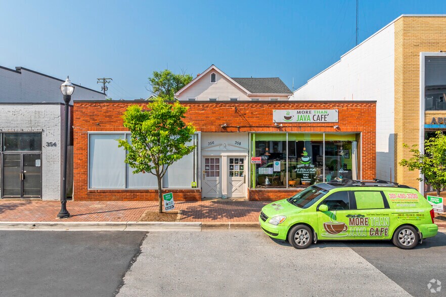 More Photos Of 356-358 Main St, Laurel Storefront Retail Residential For Lease