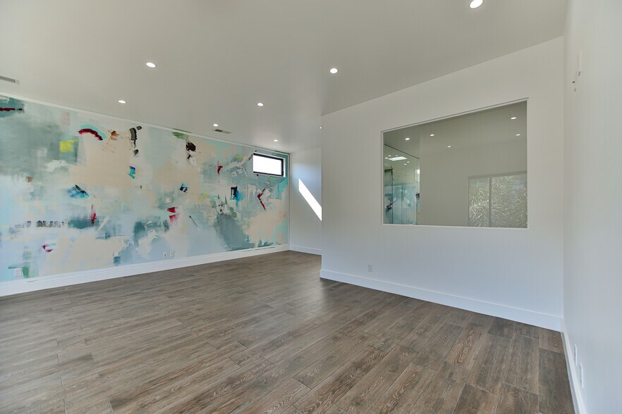 More Photos Of 380 7th St, San Francisco Loft Creative Space For Lease