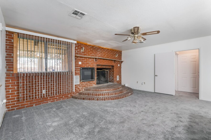 More Photos Of 3759 Glen Ave, Las Vegas Healthcare For Sale