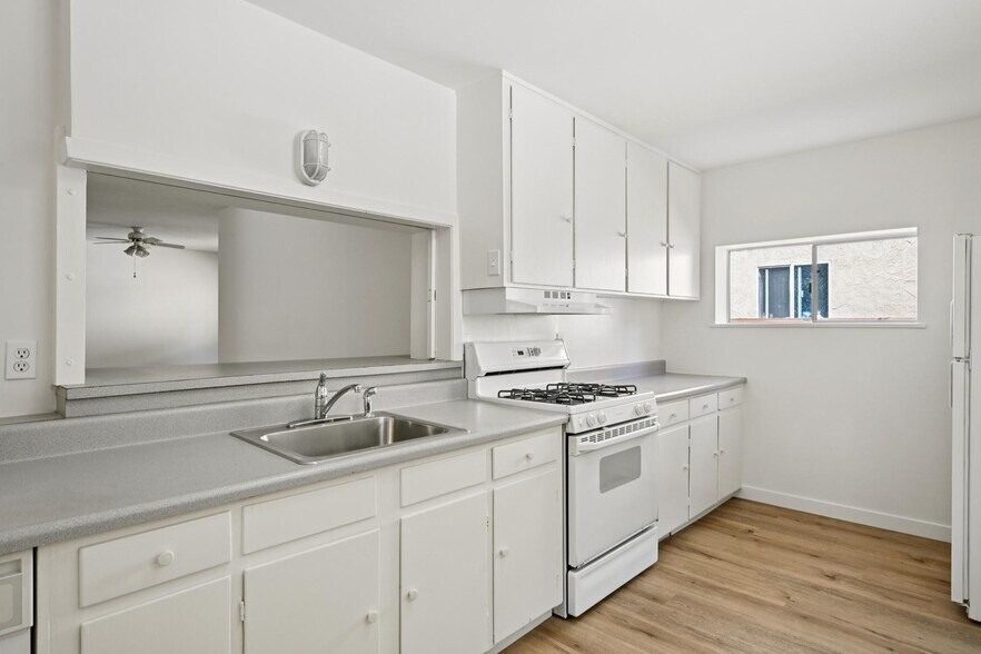 More Photos Of 135 Spring Grove Ave, San Rafael Multifamily For Sale