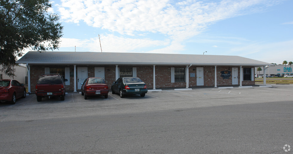 Primary Photo Of 1862 S Crystal Lake Dr, Lakeland Office For Sale