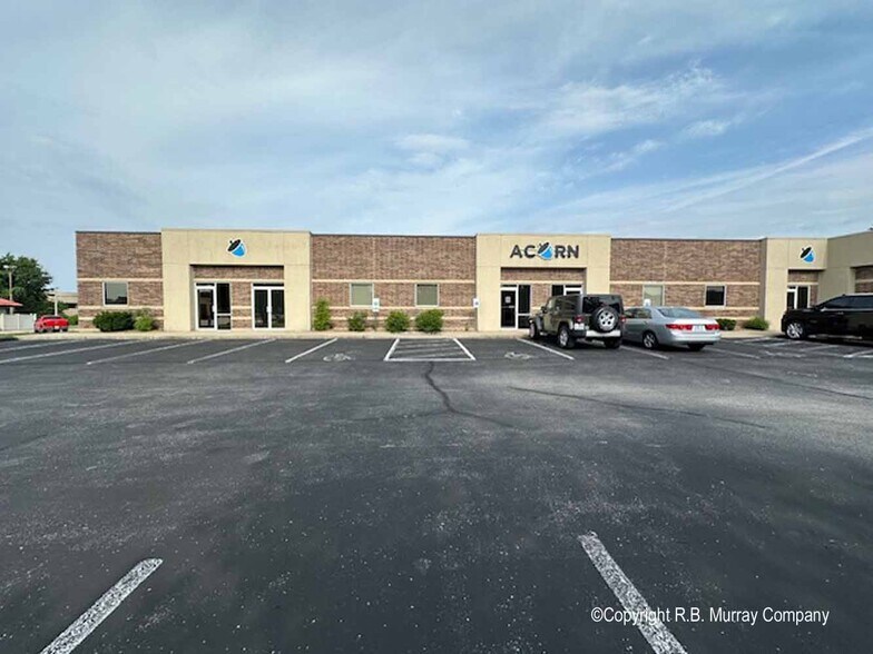 More Photos Of 1701 S Enterprise Ave, Springfield Office For Sale