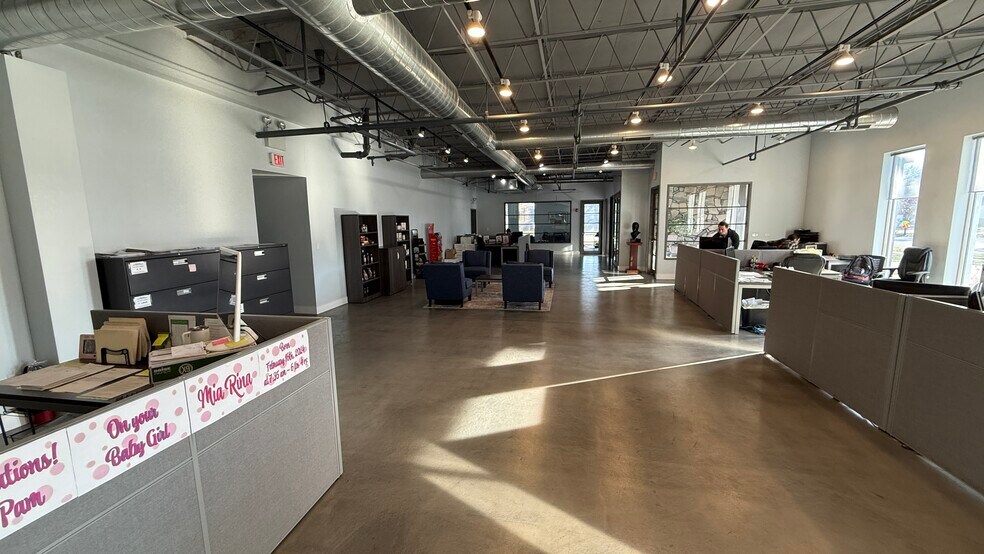 More Photos Of 100 Shepard Ave, Wheeling Warehouse For Sale