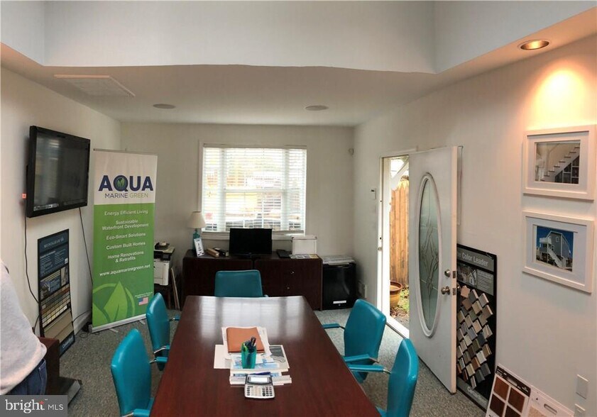 More Photos Of 10 Park Ave, Stafford Township Showroom For Sale