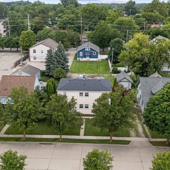 More Photos Of 318 Blanche St, Plymouth Multifamily For Sale