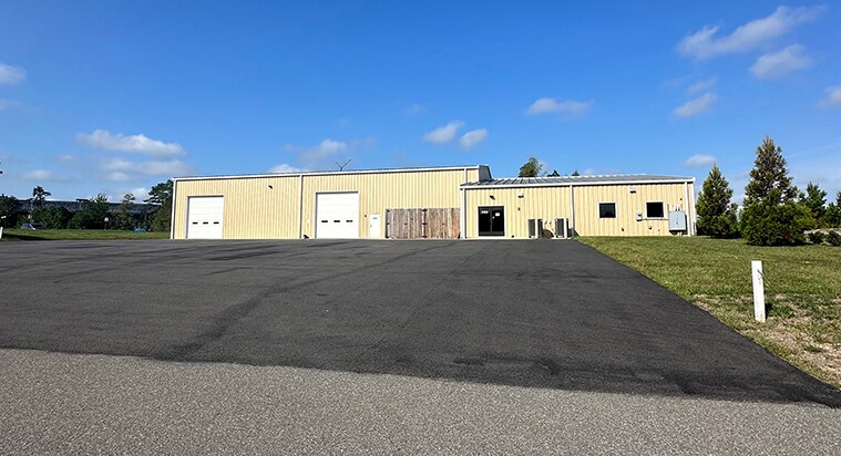 More Photos Of 2362 Greystone Ct, Rockville Warehouse For Lease