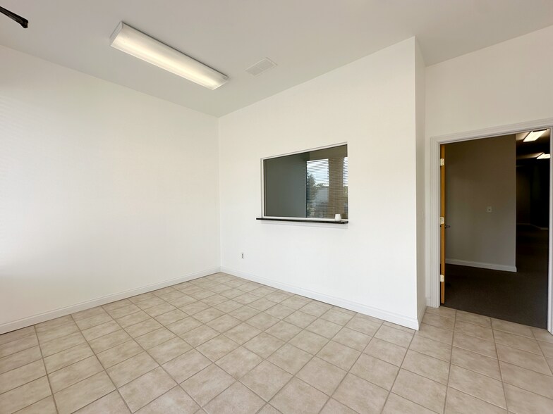 More Photos Of 1246 Old State Route 74, Batavia Storefront Retail Office For Lease