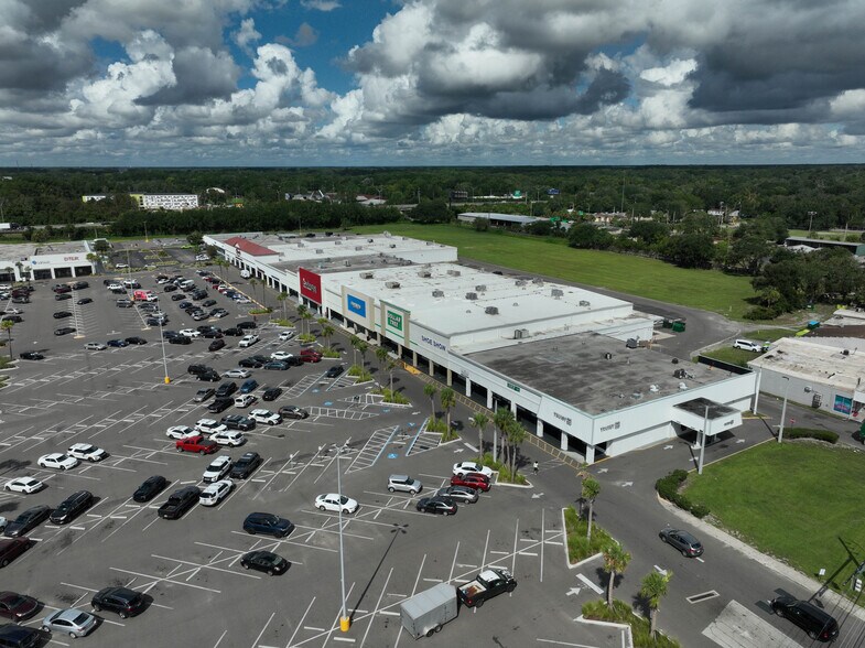 More Photos Of 5320 Norwood Ave, Jacksonville Unknown For Lease
