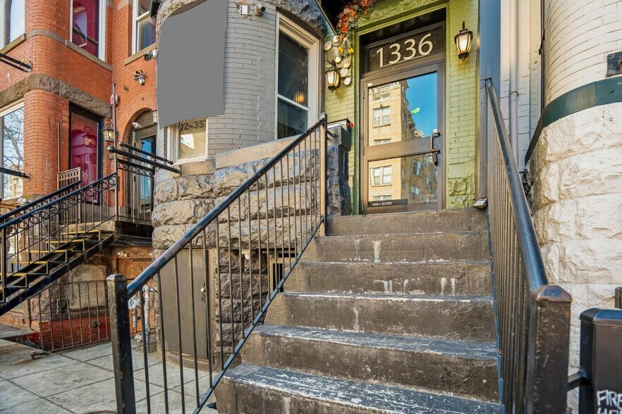 More Photos Of 1336 U St NW, Washington Bar For Sale