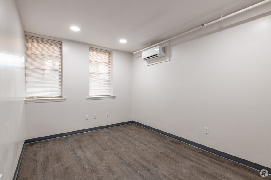 Photo of Ll Floor Ste B8