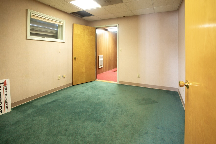 More Photos Of 377 Second St, Fall River Office Residential For Sale