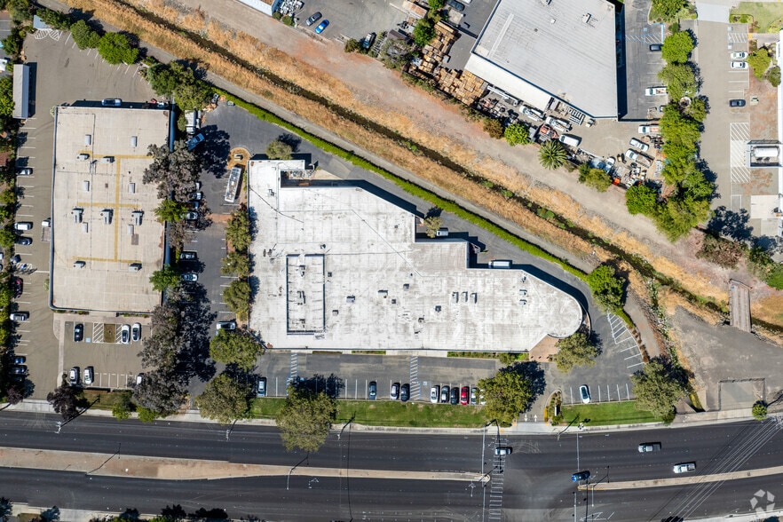 More Photos Of 44049 Fremont Blvd, Fremont Research And Development For Lease