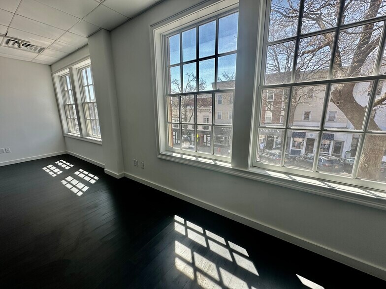 More Photos Of 53 Greenwich Ave, Greenwich Office For Sale