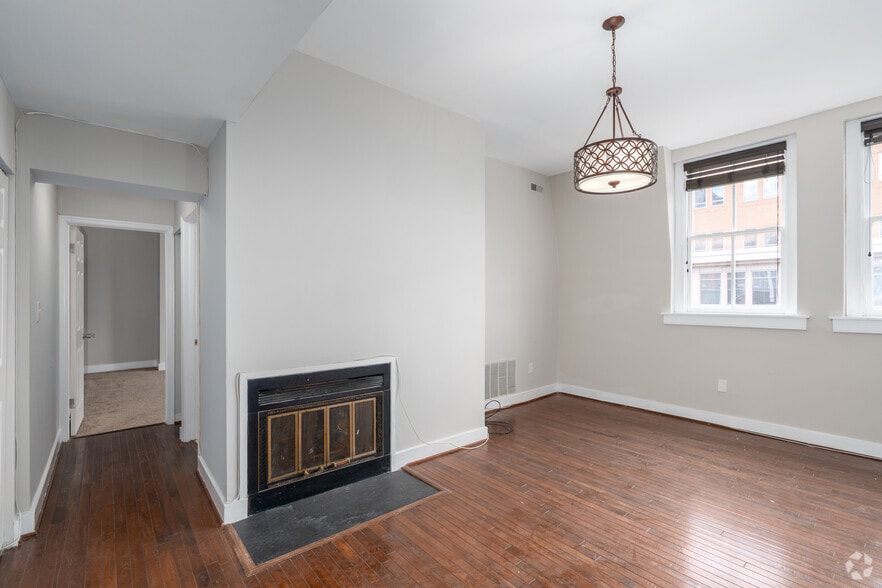 More Photos Of 617-631 W Lexington St, Baltimore Apartments For Lease