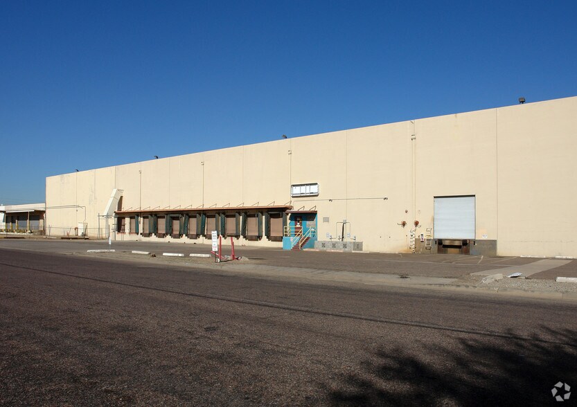 More Photos Of 5107 N 51st Ave, Glendale Manufacturing For Lease