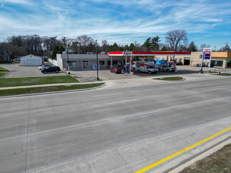 More Photos Of 31555 Mound Rd, Warren Coworking Space