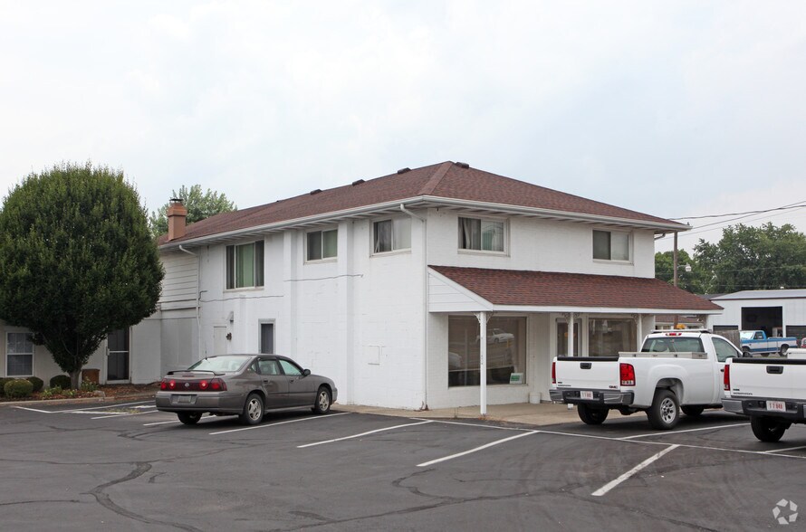 Primary Photo Of 360 E Main St, Enon Office For Lease