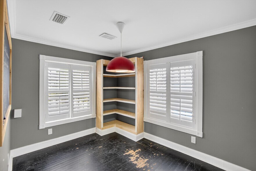 More Photos Of 1305 N Armenia Ave, Tampa Office For Sale