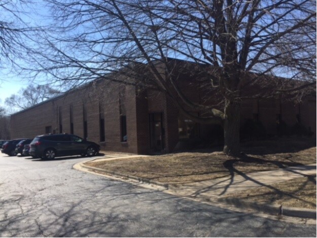 More Photos Of 1985 Ohio St, Lisle Warehouse For Lease