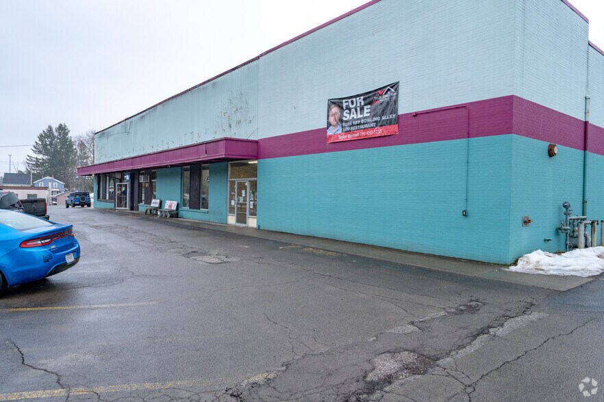 More Photos Of 850 Foote Ave, Jamestown General Retail For Sale