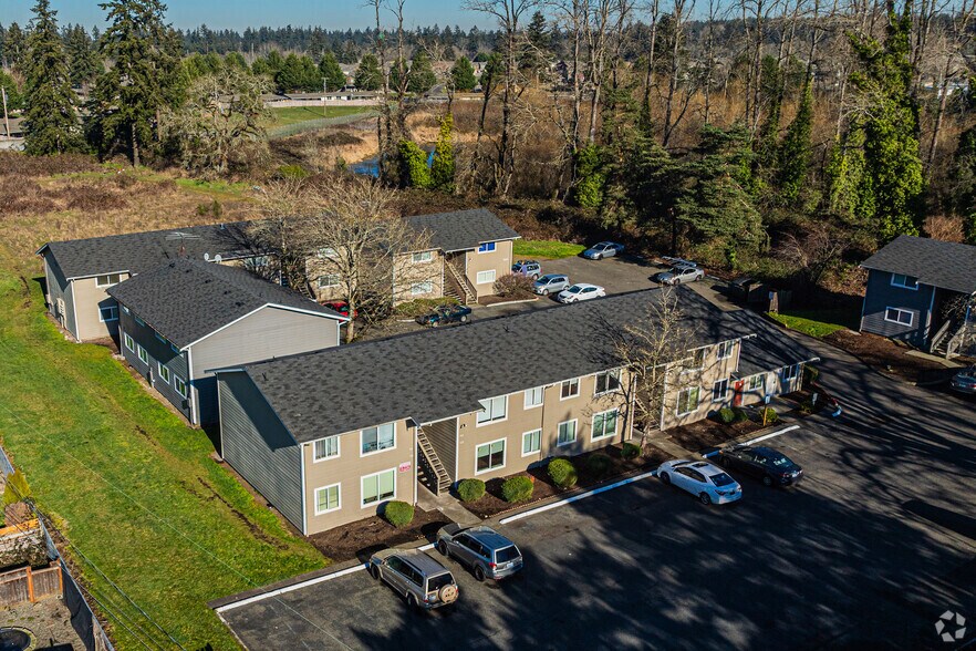 More Photos Of 7515 146th St SW, Lakewood Multifamily For Sale