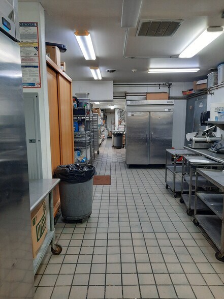 More Photos Of 4425 Highway 55, Medina Restaurant For Sale