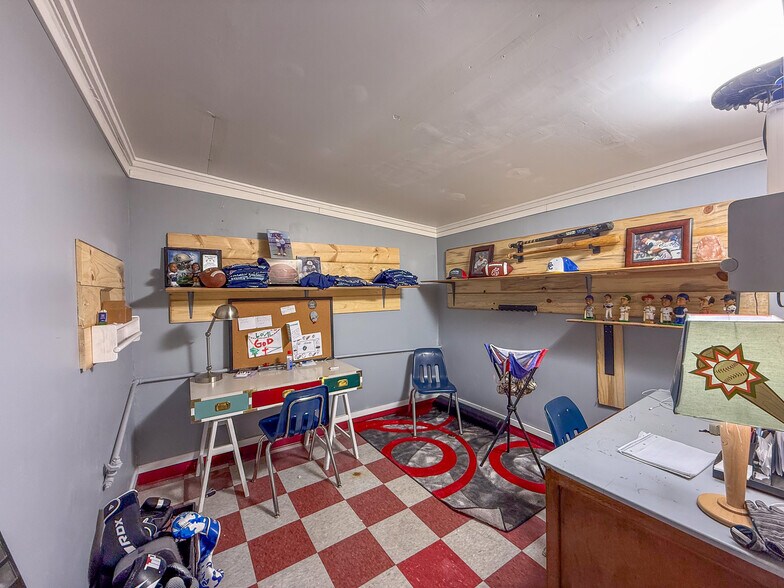 More Photos Of 1730 SE Melrose Dr, Prineville Industrial For Sale
