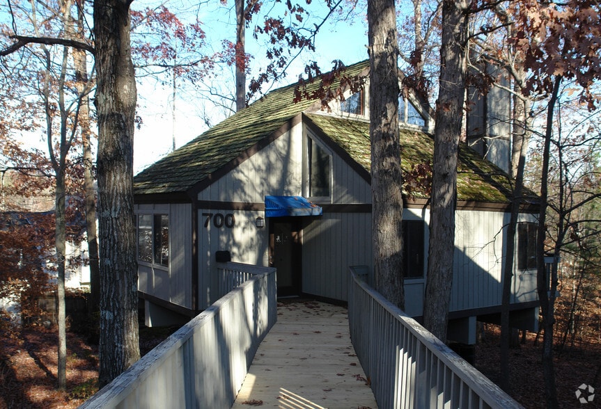 Primary Photo Of 3000 Langford Rd, Peachtree Corners Medical For Lease