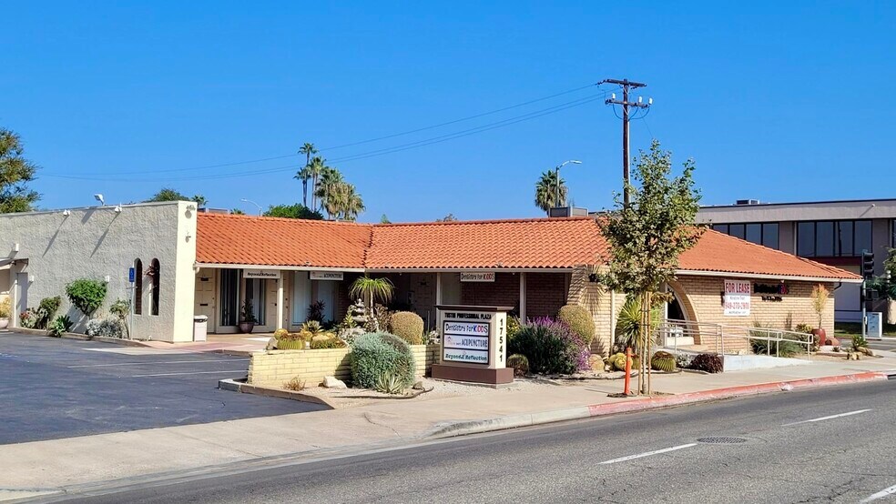 Primary Photo Of 17541 Irvine Blvd, Tustin Medical For Lease