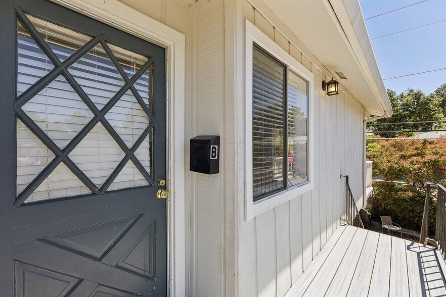 More Photos Of 3851 Vineyard Ave, Pleasanton Multifamily For Sale