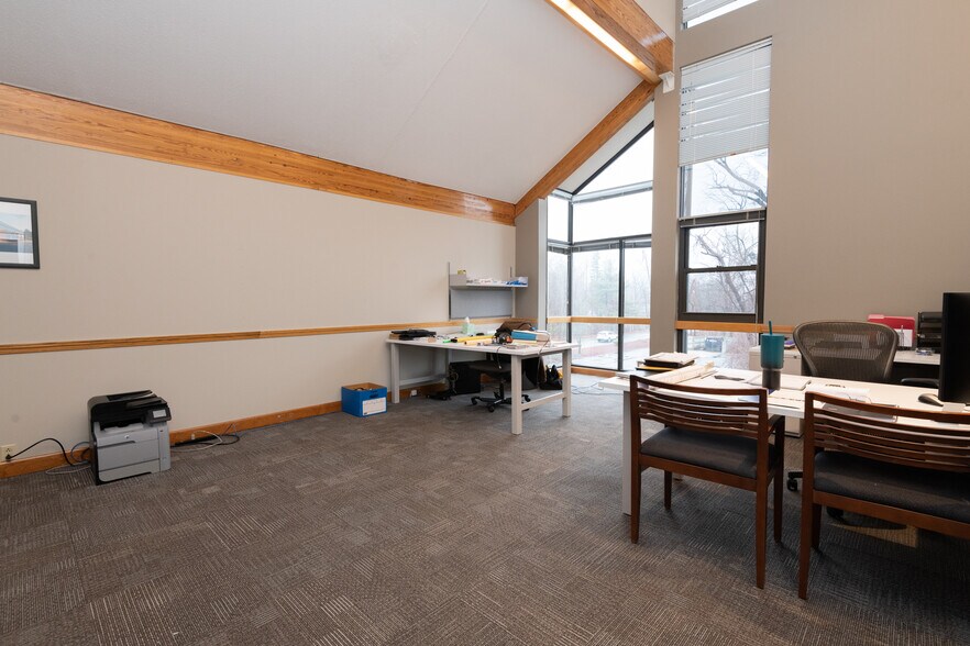 More Photos Of 7 Kimball Ln, Lynnfield Office For Lease