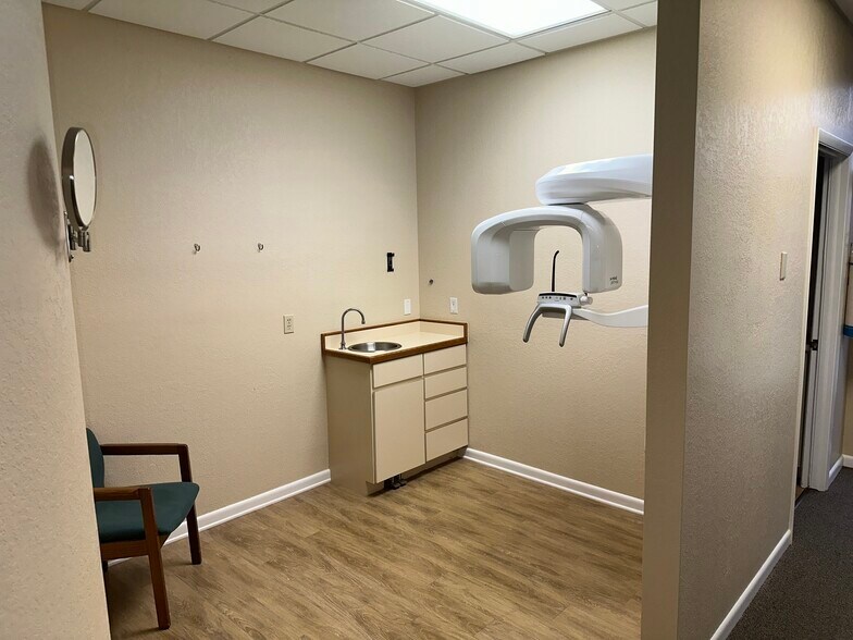 More Photos Of 3875 S Florida Ave, Lakeland Medical For Sale