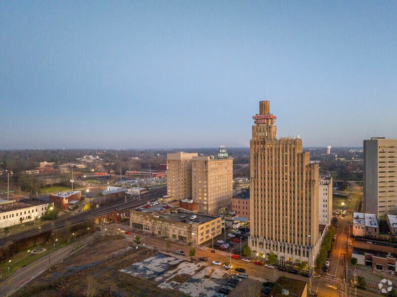 More Photos Of 127 S Roach St, Jackson Apartments For Lease