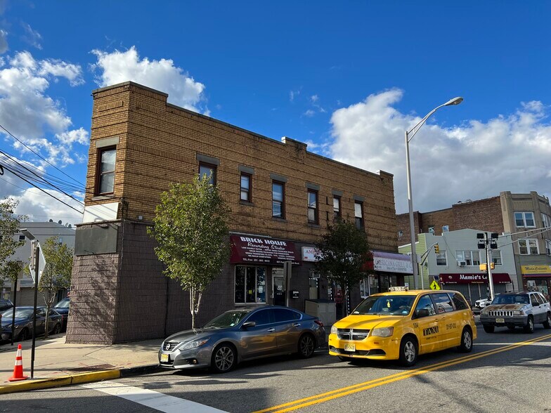 Primary Photo Of 600 Summit Ave, Union City General Retail For Sale