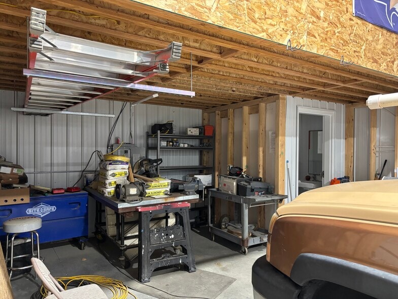 More Photos Of 2147 Blue Creek Rd, Billings Industrial For Sale