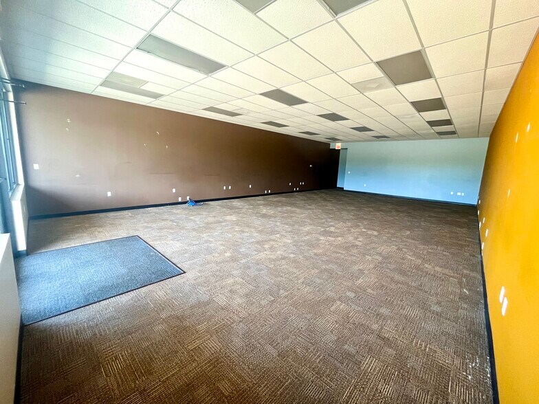 More Photos Of 623 Silver Springs Rd, Cape Girardeau Unknown For Lease