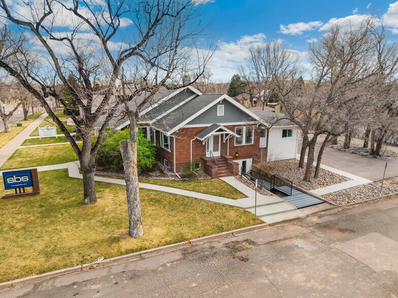 More Photos Of 1890 W Littleton Blvd, Littleton Office For Sale