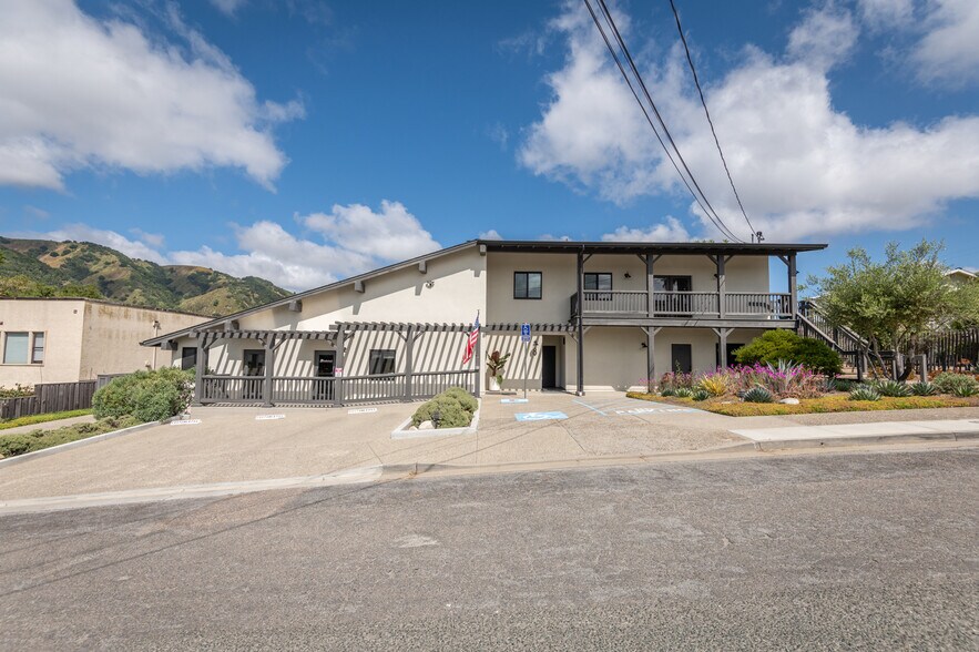 More Photos Of 8 El Caminito Rd, Carmel Valley Specialty For Sale
