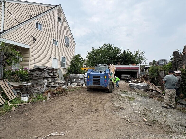 More Photos Of 11 Horton Ave, New Rochelle Land For Lease