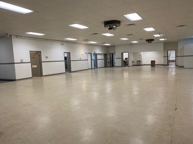 More Photos Of 35 W Brook St, Manchester Industrial For Sale